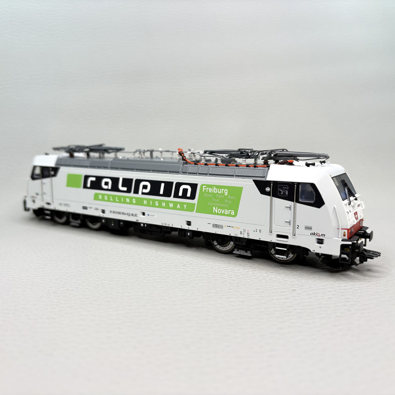 TRIX 25801 - Locomotive électrique BR 186 904-9 « Ralpin, Ceneri », Akiem SAS / SBB Cargo