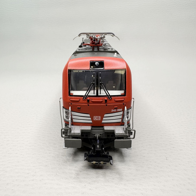 TRIX 25299 - Locomotive électrique bi-mode bR 249 006, vectron Dual Mode Light, DB Cargo