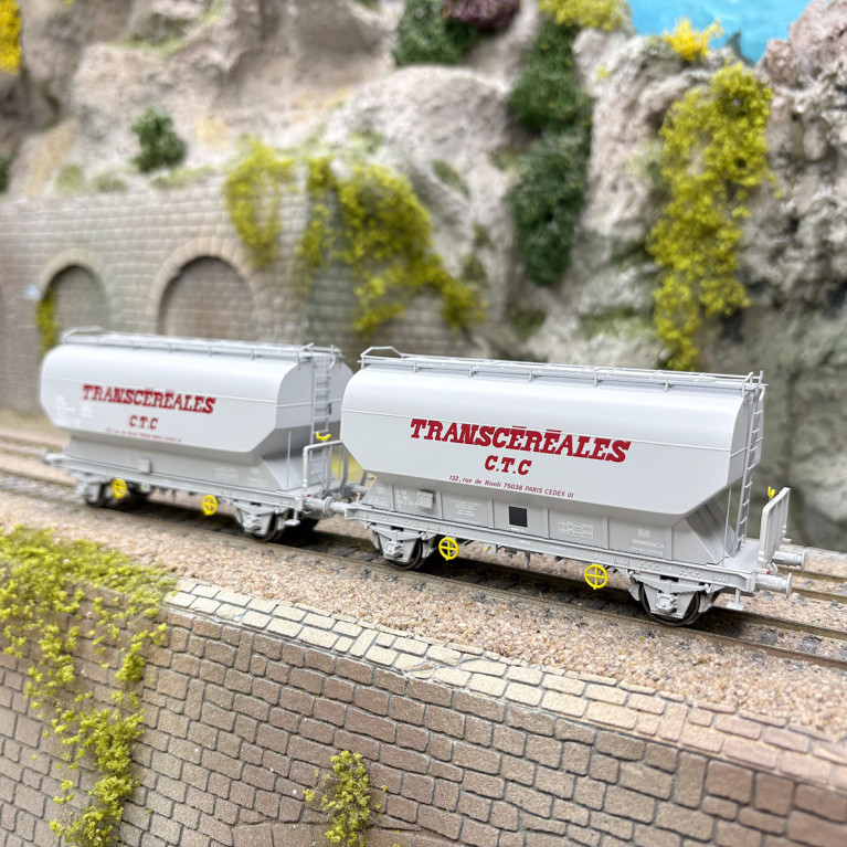 Coffret de 2 wagons céréaliers, "Fauvet-Girel", Transcéréales, CTC, SNCF, Ep. IV et V - REE MODELES WB-885 - HO 1/87