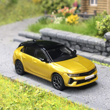 Opel Astra L, jaune métallisé, 2021 - PCX 870591 - HO 1/87