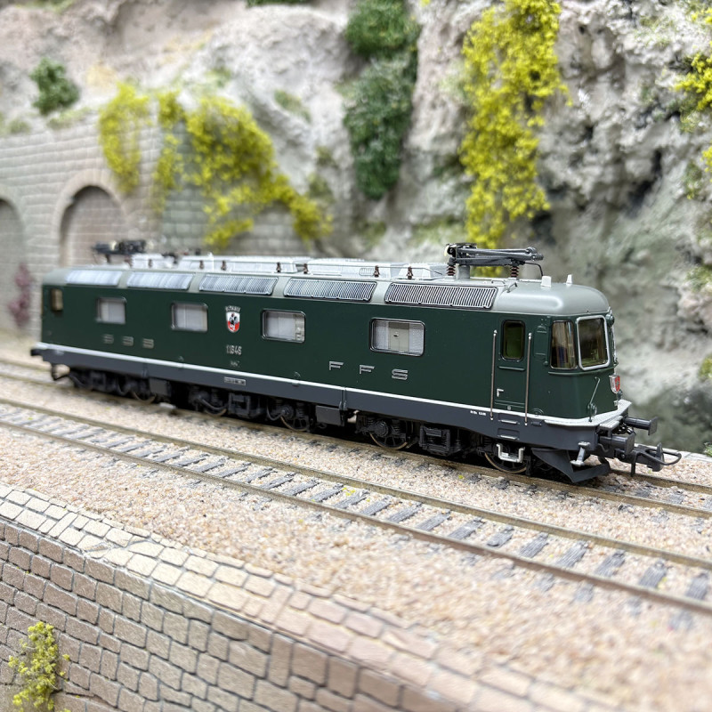 Locomotive électrique Re 6/6, N°11646, livrée verte, SBB Cargo, Ep. V et VI - ROCO 7500160 - HO 1/87