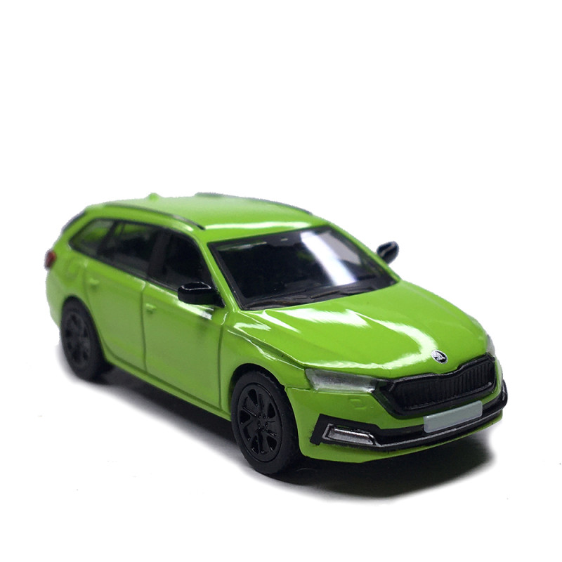 Skoda Octavia IV Combi, vert, 2020 - PCX 870597 - HO 1/87