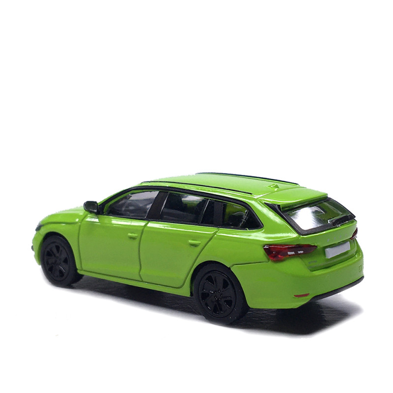 Skoda Octavia IV Combi, vert, 2020 - PCX 870597 - HO 1/87