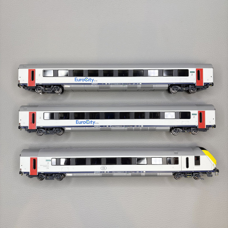 Lsmodels 43059 - Coffret de 3 voitures type I11 dont voiture pilote, Eurocity, Bruxelles - Rotterdam, SNCB/NS