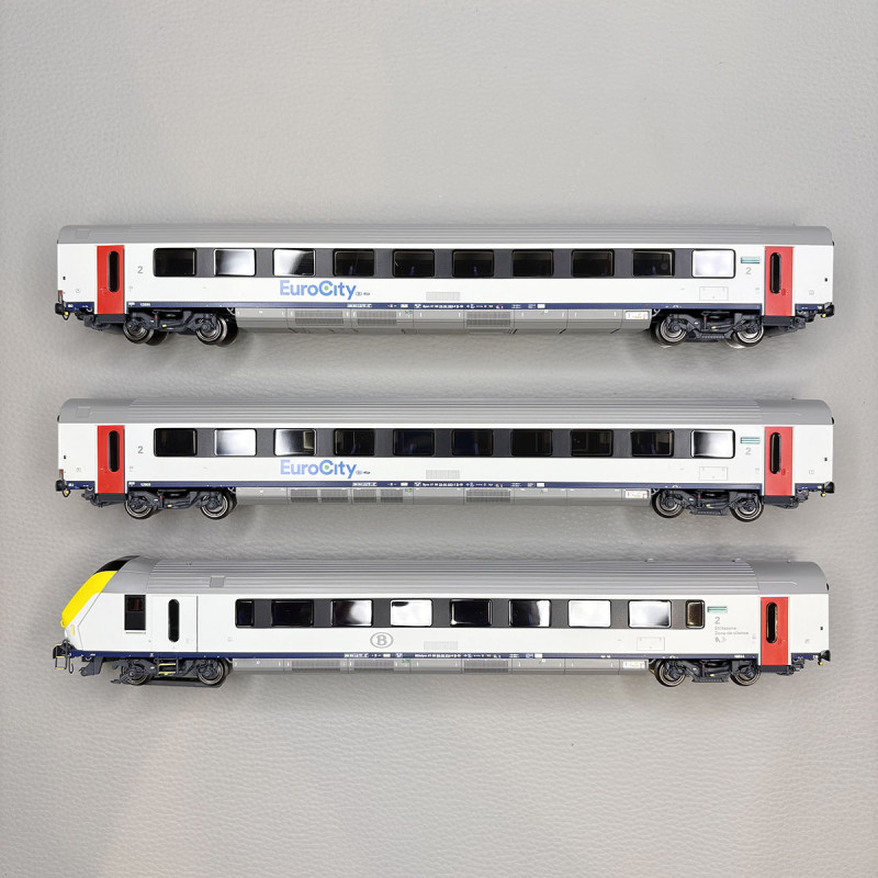 Lsmodels 43559 - Coffret de 3 voitures type I11 dont voiture pilote, Eurocity, Bruxelles - Rotterdam, SNCB/NS