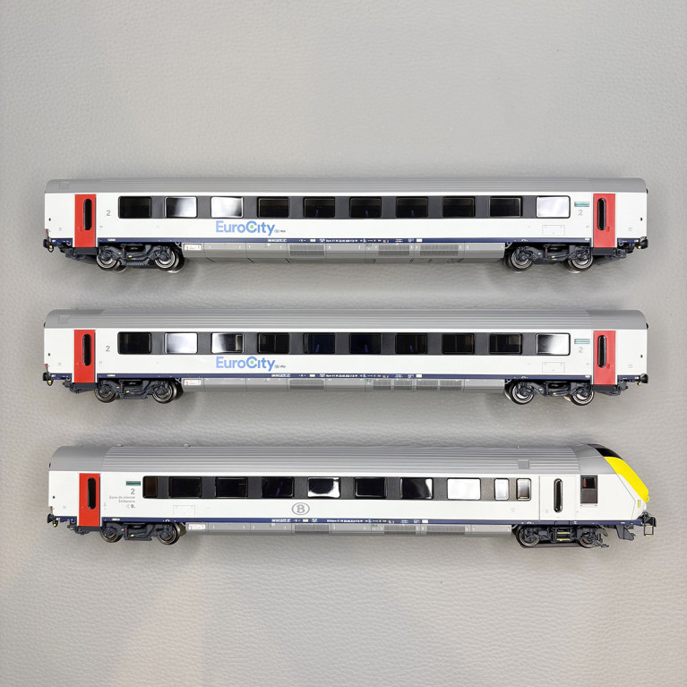 Lsmodels 43559 - Coffret de 3 voitures type I11 dont voiture pilote, Eurocity, Bruxelles - Rotterdam, SNCB/NS