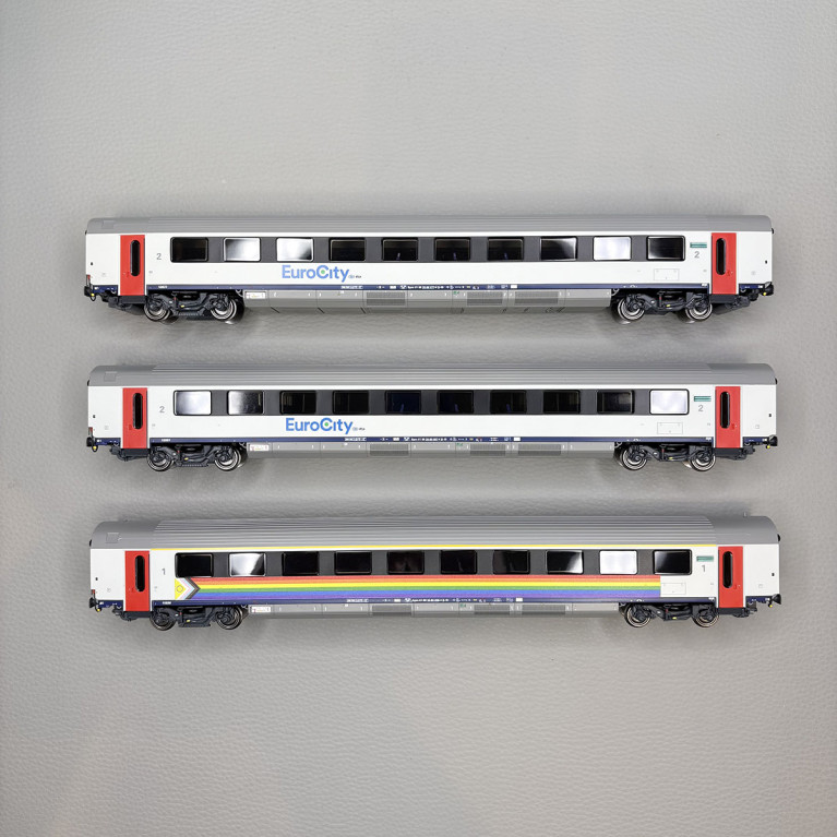 Lsmodels 43560 - Coffret de 3 voitures type I11, Eurocity, Bruxelles - Rotterdam, SNCB/NS