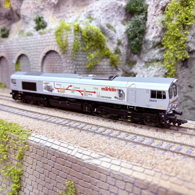 Locomotive diesel Class 66 JT42CWR Messeexpress édition spéciale Intermodellbau 2026, Ep. VI - MÄRKLIN 39071 - HO 1/87