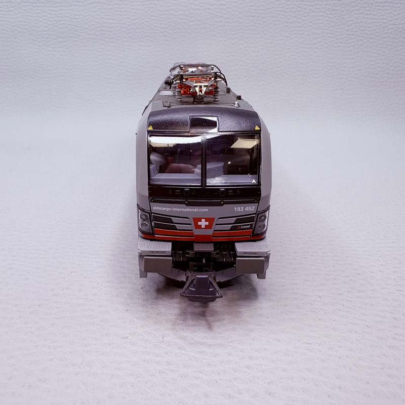 ROCO 7500073 / 7510073 - Locomotive Vectron 193 452-0 Schweizpiercer Helvetia SBB Cargo, Ep. VI, HO 1/87