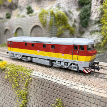Locomotive diesel T 478 2079 Bardotka ČSD, Ep. IV - ROCO 7300090 / 7310090 - HO 1/87