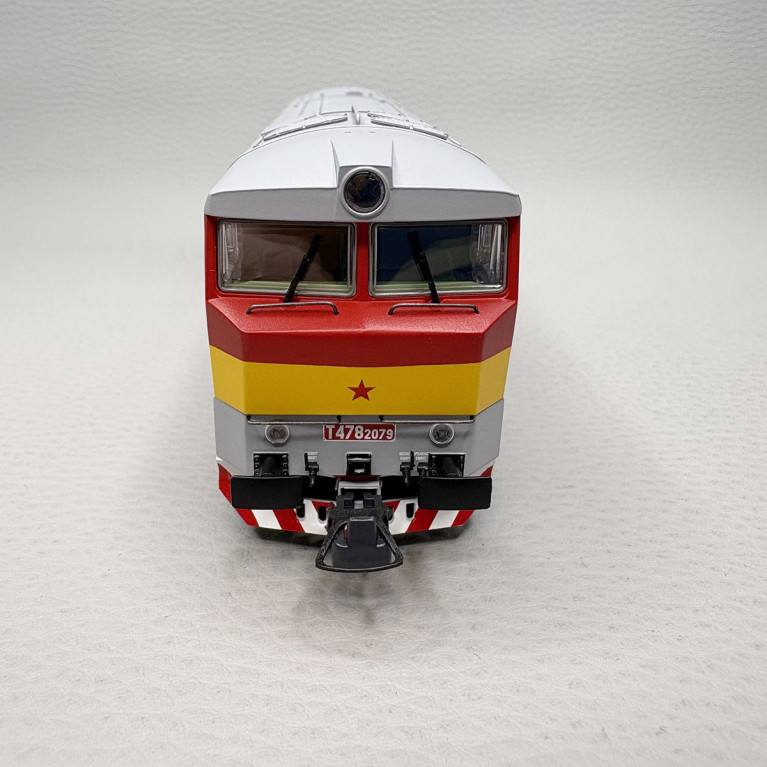 Locomotive diesel T 478 2079 Bardotka ČSD, Ep. IV - ROCO 7300090 / 7310090 - HO 1/87