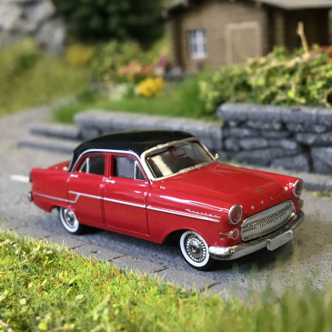 Opel Kapitän, rouge, noir, 1956