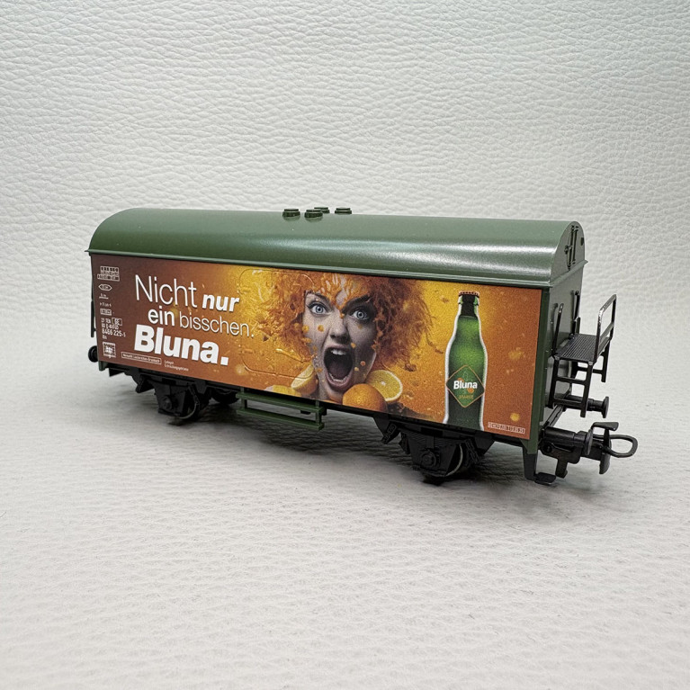 Wagon réfrigéré Bluna Niehoffs Vaihinger Fruchtsaft GmbH Start up, Ep. IV - MÄRKLIN 44254 - HO 1/87