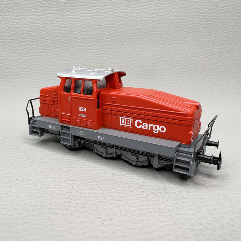 Locomotive diesel manœuvre Henschel DHG 500 livrée rouge DB Cargo Start up, Ep. VI - MÄRKLIN 36506 - HO 1/87