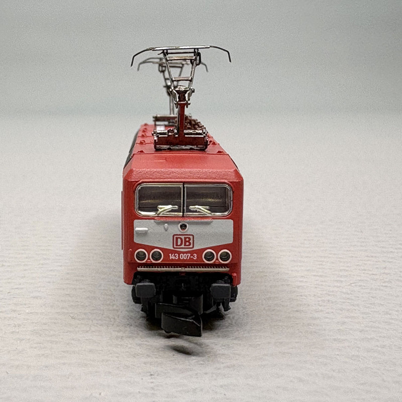 Locomotive électrique universelle BR 143 007-3 DB AG, Ep. V - MÄRKLIN 88434 - Z 1/220