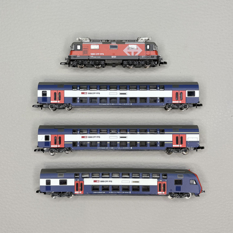 Coffret Züricher S-Bahn locomotive Re 420 LION et 3 voitures 2 niveaux SBB CFF, Ep. VI - MÄRKLIN 81195 - Z 1/220