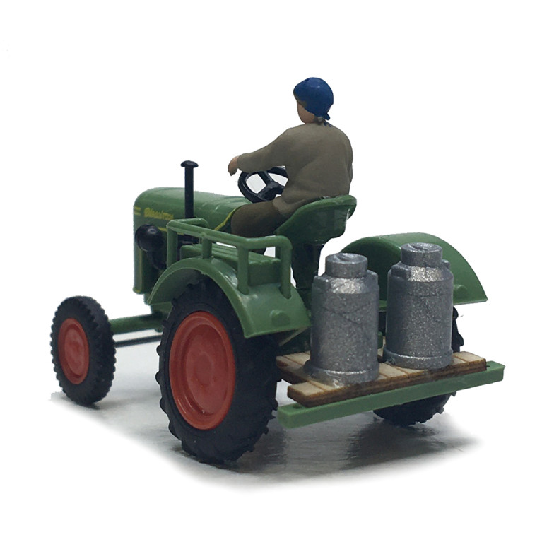 Fendt F15, Dieselross, avec fermier et bidons de lait - BUSCH 54154 - HO 1/87