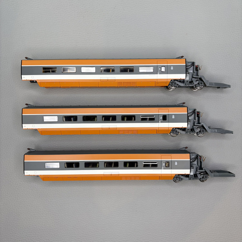 Coffret complément 3 remorques R2 R5 R6 TGV PSE N°5 SNCF, Ep. IV - REE TGV006SAC - HO 1/87