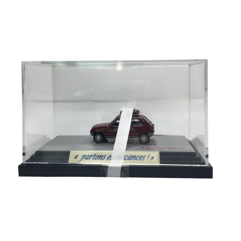 Renault 5 TL, rouge, galerie de toit et valises - SAI 1766 - HO 1/87