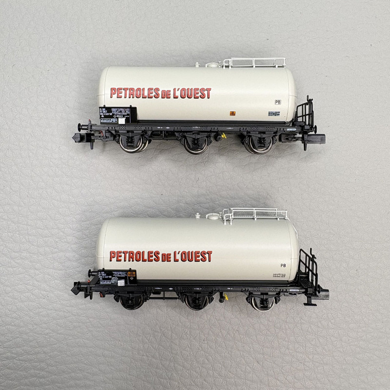 Coffret 2 wagons citernes 3 essieux type Uh Pétroles de l'Ouest SNCF, Ep. IV - ARNOLD HN6677 - N 1/160