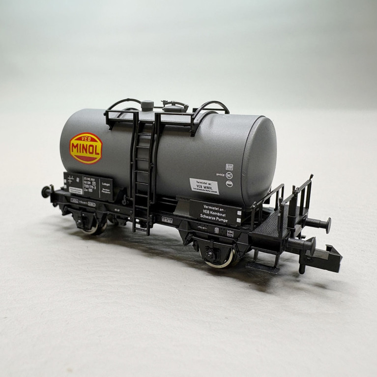 Coffret 3 wagons citernes 2 essieux Minol DR, Ep. IV - FLEISCHMANN 6660152 - N 1/160