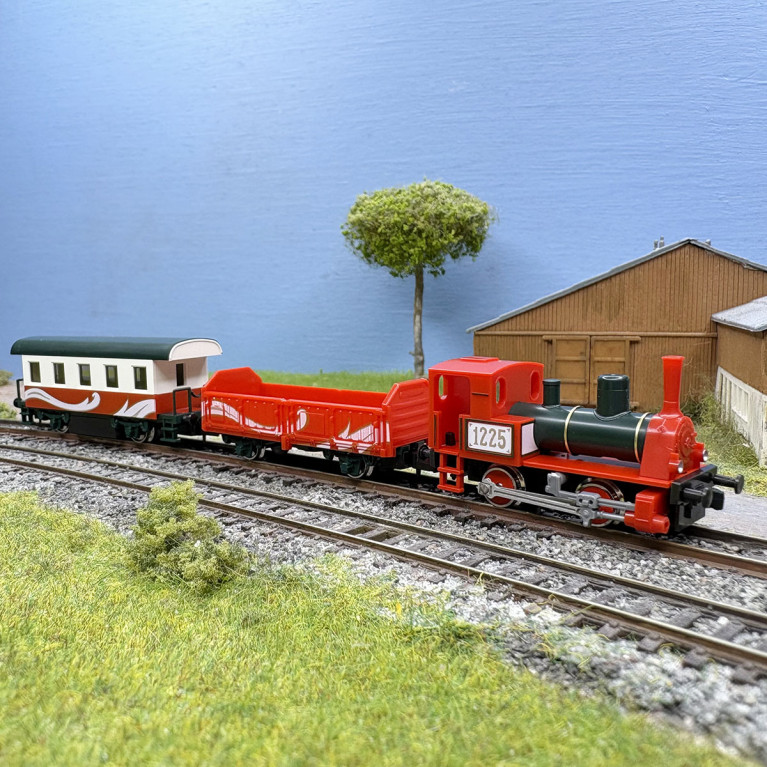 Coffret de Noël locomotive vapeur 1225, tombereau et voiture décorée - KATO 10-503-3 - N 1/160