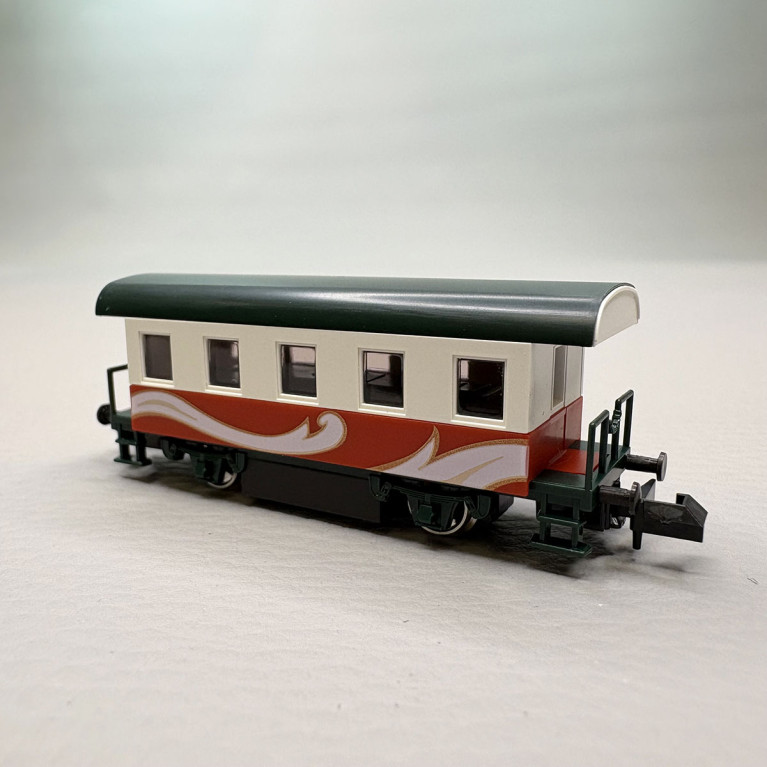 Coffret de Noël locomotive vapeur 1225, tombereau et voiture décorée - KATO 10-503-3 - N 1/160