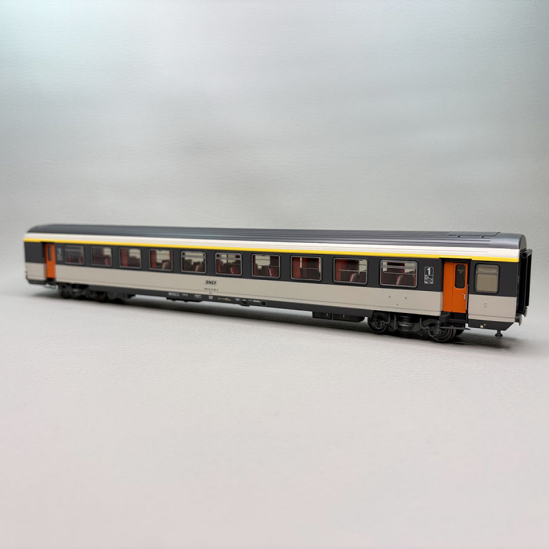Coffret 3 voitures Corail Vtu B5rtux A10tu B11tu logo encadré SNCF, Ep. IV - LSMODELS 41996 - HO 1/87
