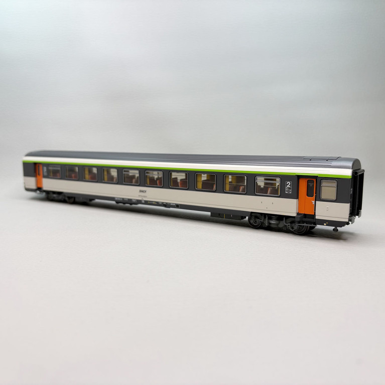 Coffret 3 voitures Corail Vtu B5rtux A10tu B11tu logo encadré SNCF, Ep. IV - LSMODELS 41996 - HO 1/87