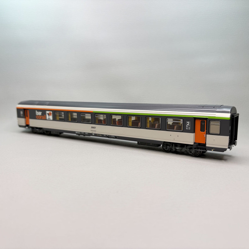 Coffret 3 voitures Corail Vtu B5rtux A10tu B11tu logo encadré SNCF, Ep. IV - LSMODELS 41996 - HO 1/87