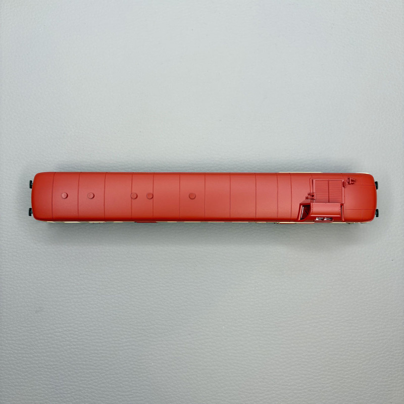 Autorail diesel X 3845 Picasso rouge/crème toit rouge SNCF, Ep. III-IV - JOUEF HJ2623 - HO 1/87