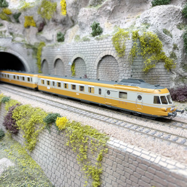 Autorail diesel RGP I remorque Alpazur gris béton/orange SNCF, Ep. IV - JOUEF HJ2463 - HO 1/87