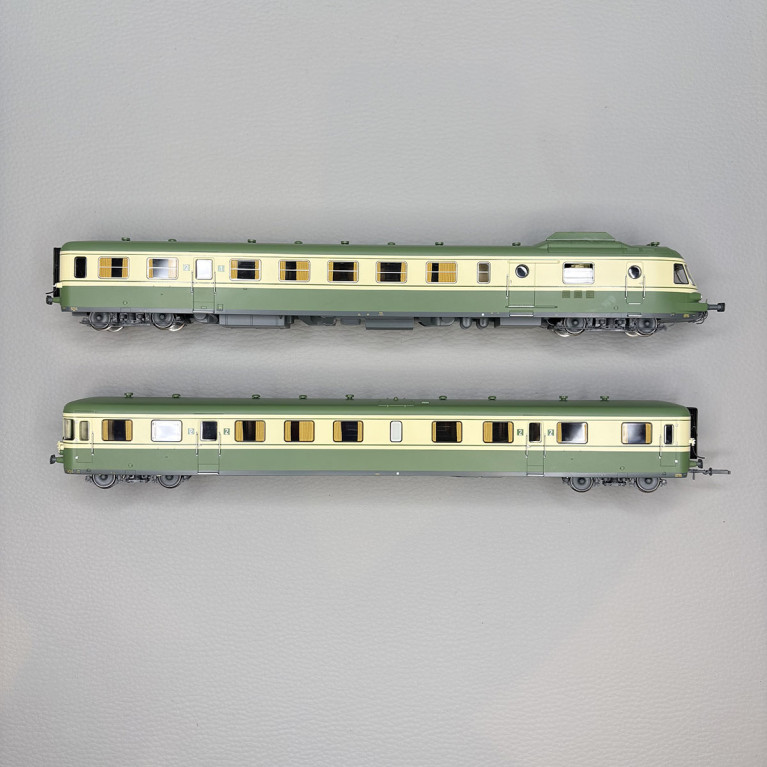 Autorail diesel RGP I remorque vert/beige SNCF, Ep. IV - JOUEF HJ2462 - HO 1/87