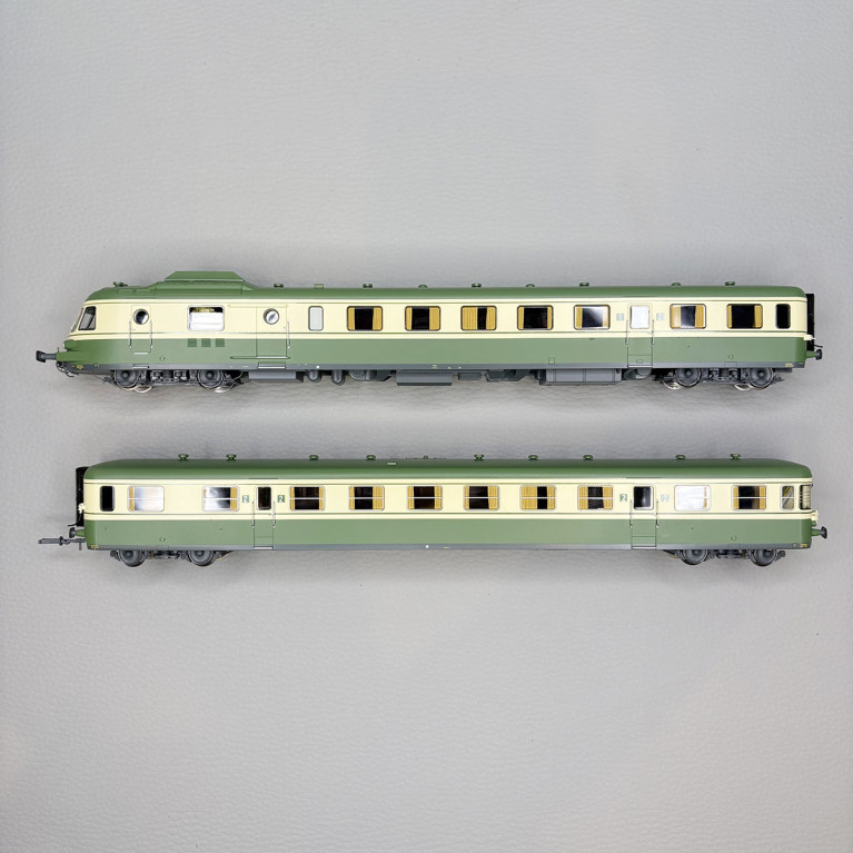 Autorail diesel RGP I remorque vert/beige SNCF, Ep. IV - JOUEF HJ2462 - HO 1/87