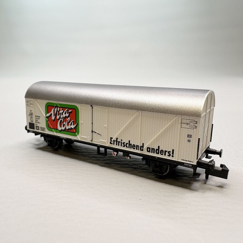 Wagon réfrigérant 2 essieux type Tnbs Vita Cola DR, Ep. IV - ARNOLD HN6750 - N 1/160