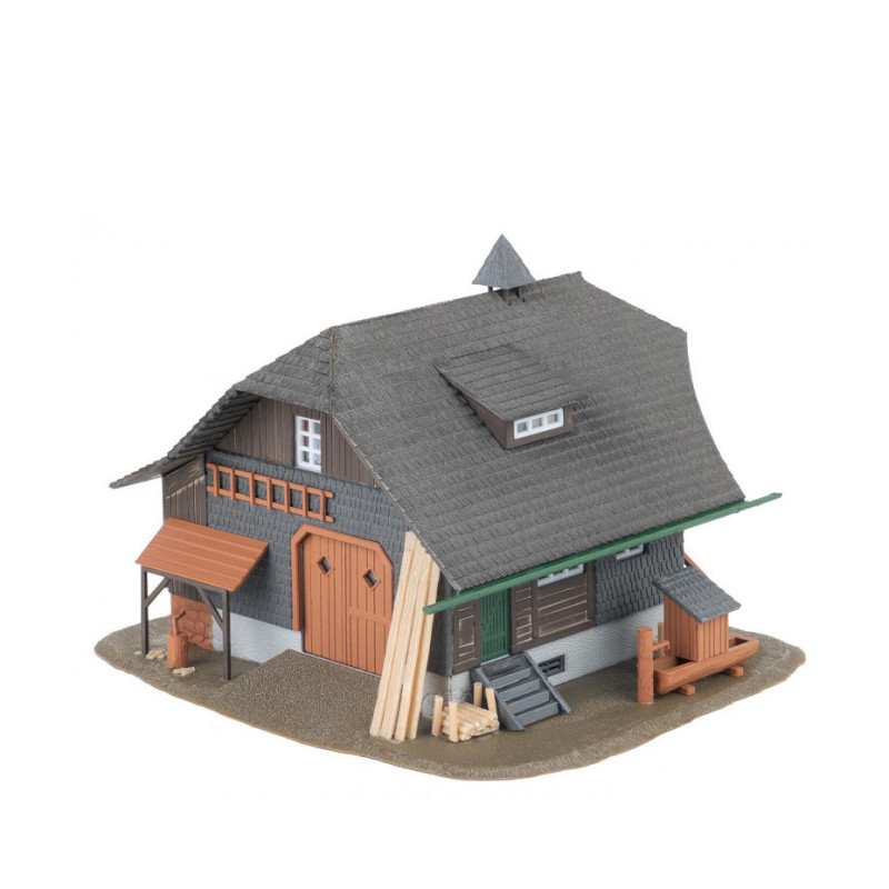 Modèle d'anniversaire, Maison de la forêt noire, avec figurine - Faller 130010 - HO 1/87