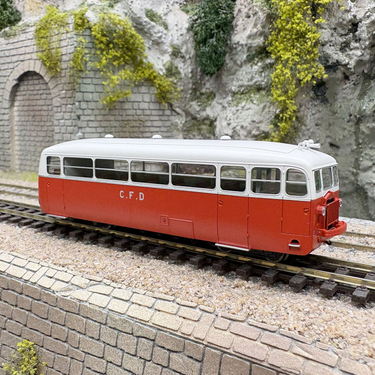 Autorail De Dion-Bouton type NC N°305, CFD Charentes & Deux-Sèvres, Ep. II-III - REE VM-056 - HOm/HOe