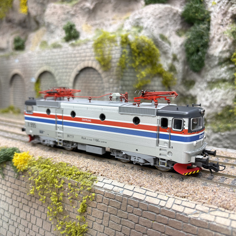 Locomotive électrique Rc 4 1166 ex-Amtrak X995 NRFAB Nordic Re-Finance, Ep. VI - ROCO 7510210 - HO 1/87