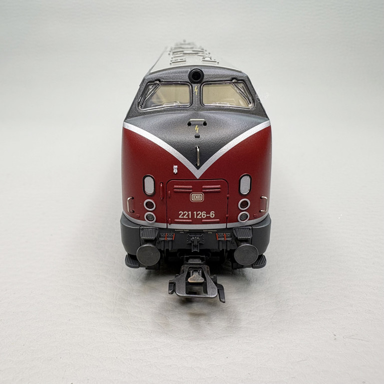Locomotive diesel 221 126-6 Grande V 200 livrée pourpre DB, Ep. IV - MÄRKLIN 37825 - HO 1/87