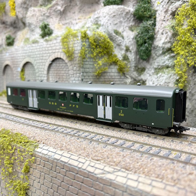 Voiture voyageurs 2e classe acier léger vert sapin CFF SBB, Ep. IV - MÄRKLIN 43373 - HO 1/87
