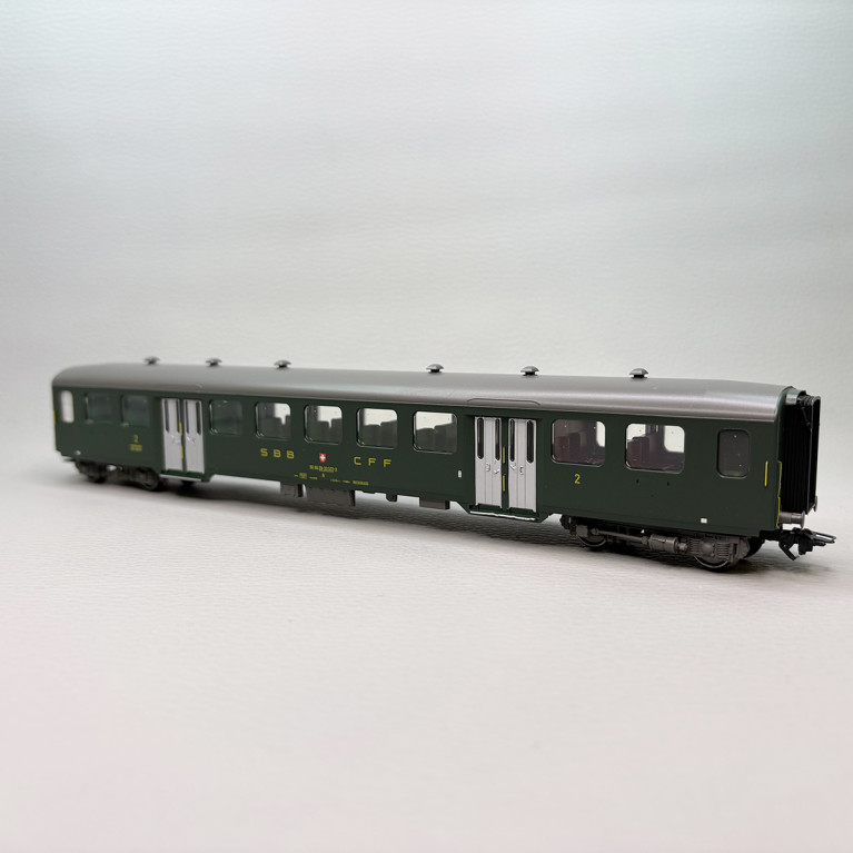 Voiture voyageurs 2e classe acier léger vert sapin CFF SBB, Ep. IV - MÄRKLIN 43373 - HO 1/87
