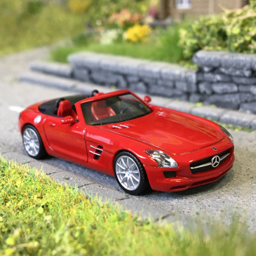 Mercedes Benz, SLS AMG Roadster, opale de feu - HERPA 024853-002 - HO 1/87