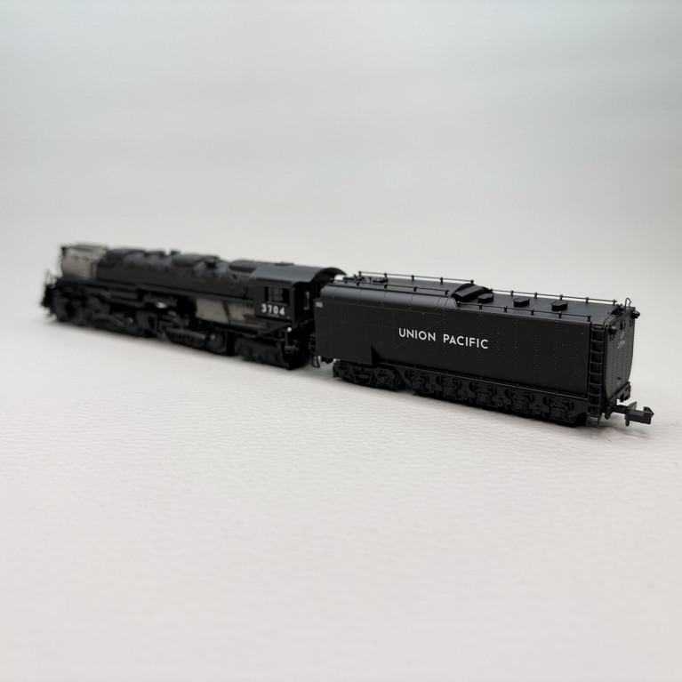 Locomotive à vapeur Challenger 3704 classe 3700 tender mazout Union Pacific, Ep. III - MINITRIX 16489 - N 1/160