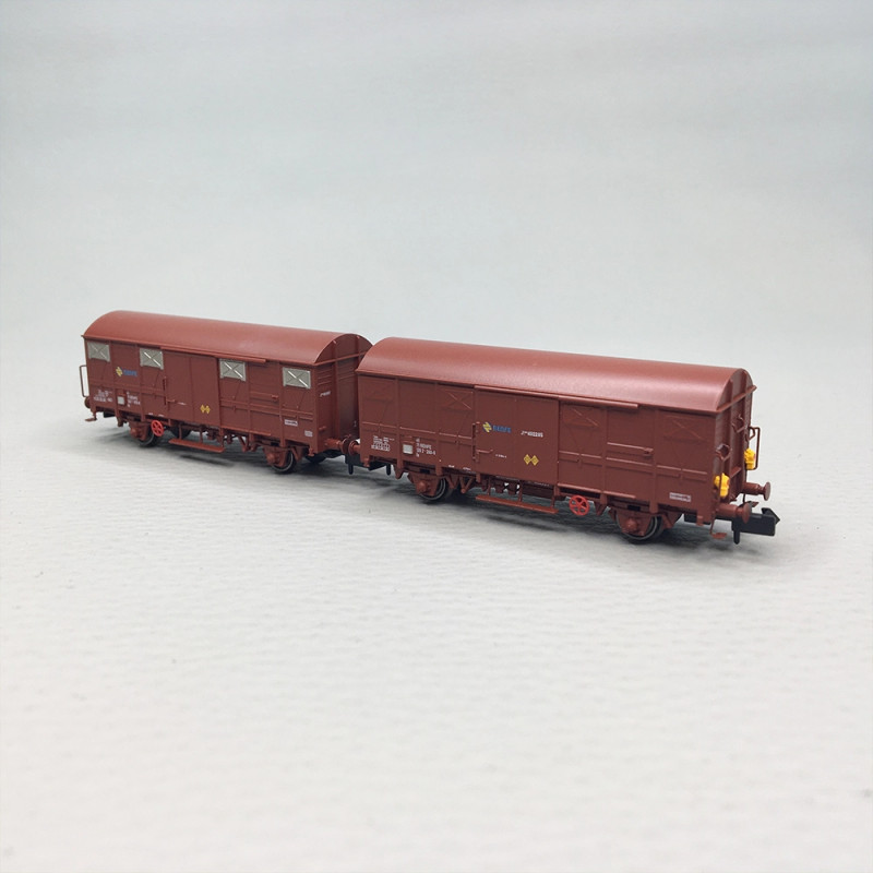 Coffret 2 wagons Gs couverts marron feux rouges arrière RENFE, Ep. IV - ARNOLD HN6718 - N 1/160