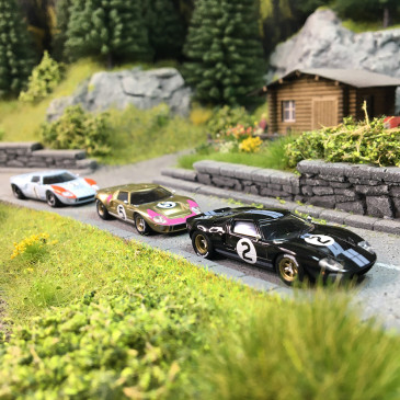 Coffret de 3 Ford GT40, arrivées aux 3 premières places, Le Mans 1966, exclusif - SAI 5515 - HO 1/87