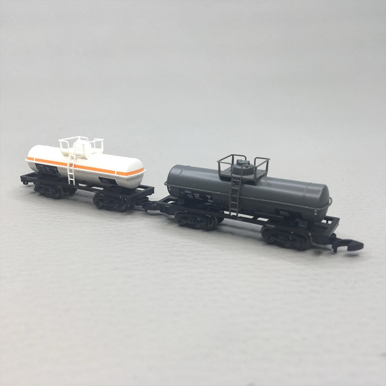 Coffret 2 wagons-citernes soviétiques VEB Kombinat Deutzen DR, Ep. IV - MÄRKLIN 82524 - Z 1/220