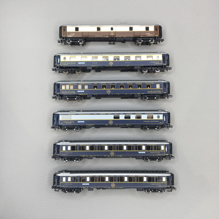 Coffret 6 voitures CIWL 50 ans Nostalgie Istanbul Orient Express 1976 Intraflug, Ep. IV - ARNOLD HN4522 - N 1/160
