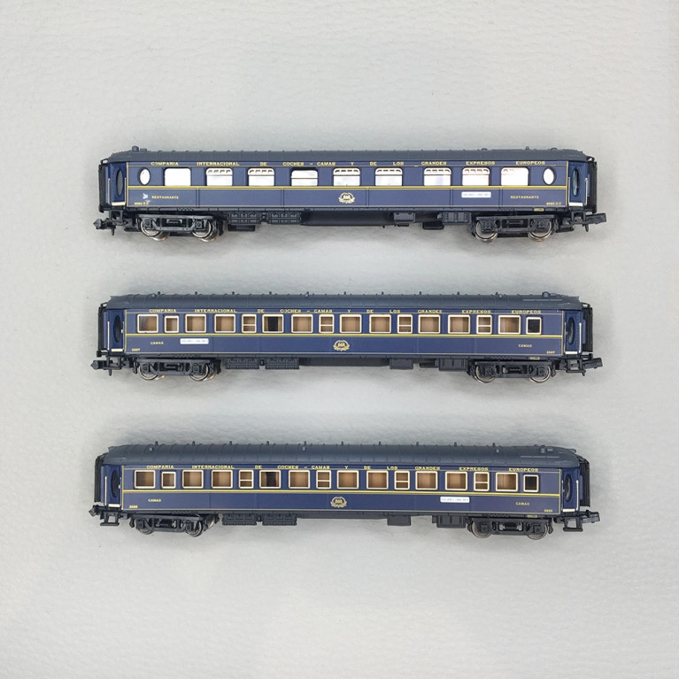 Coffret 3 voitures CIWL Sud-Express 2/2 VPC Étoile du Nord WL Ep. III-IV - ARNOLD HN4487 - N 1/160