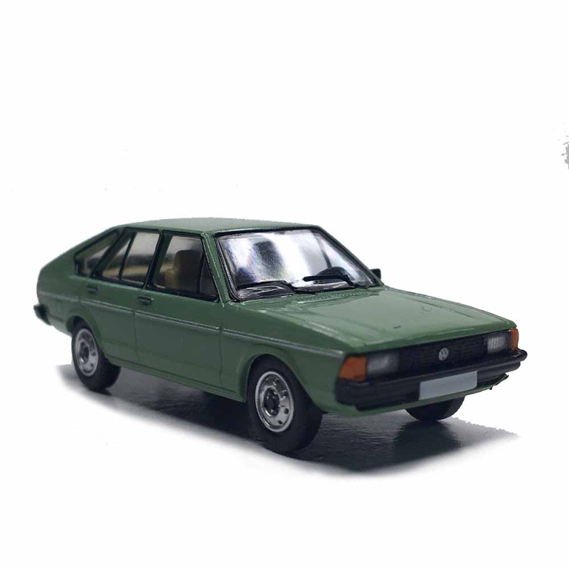 Volkswagen Passat B1, vert, 1977 - PCX 870780 - HO 1/87