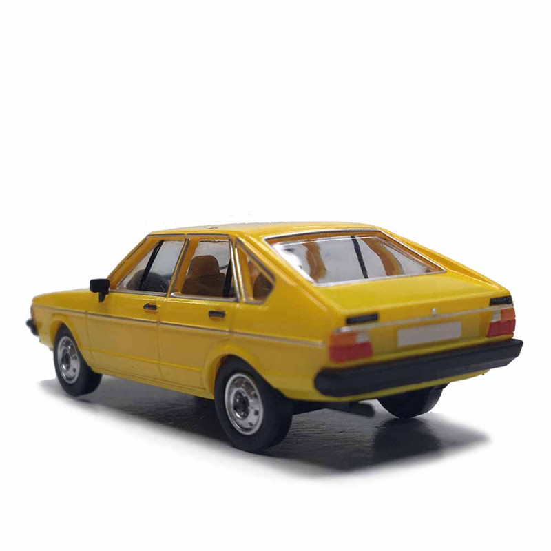 Volkswagen Passat B1, jaune, 1977 - PCX 870781 - HO 1/87